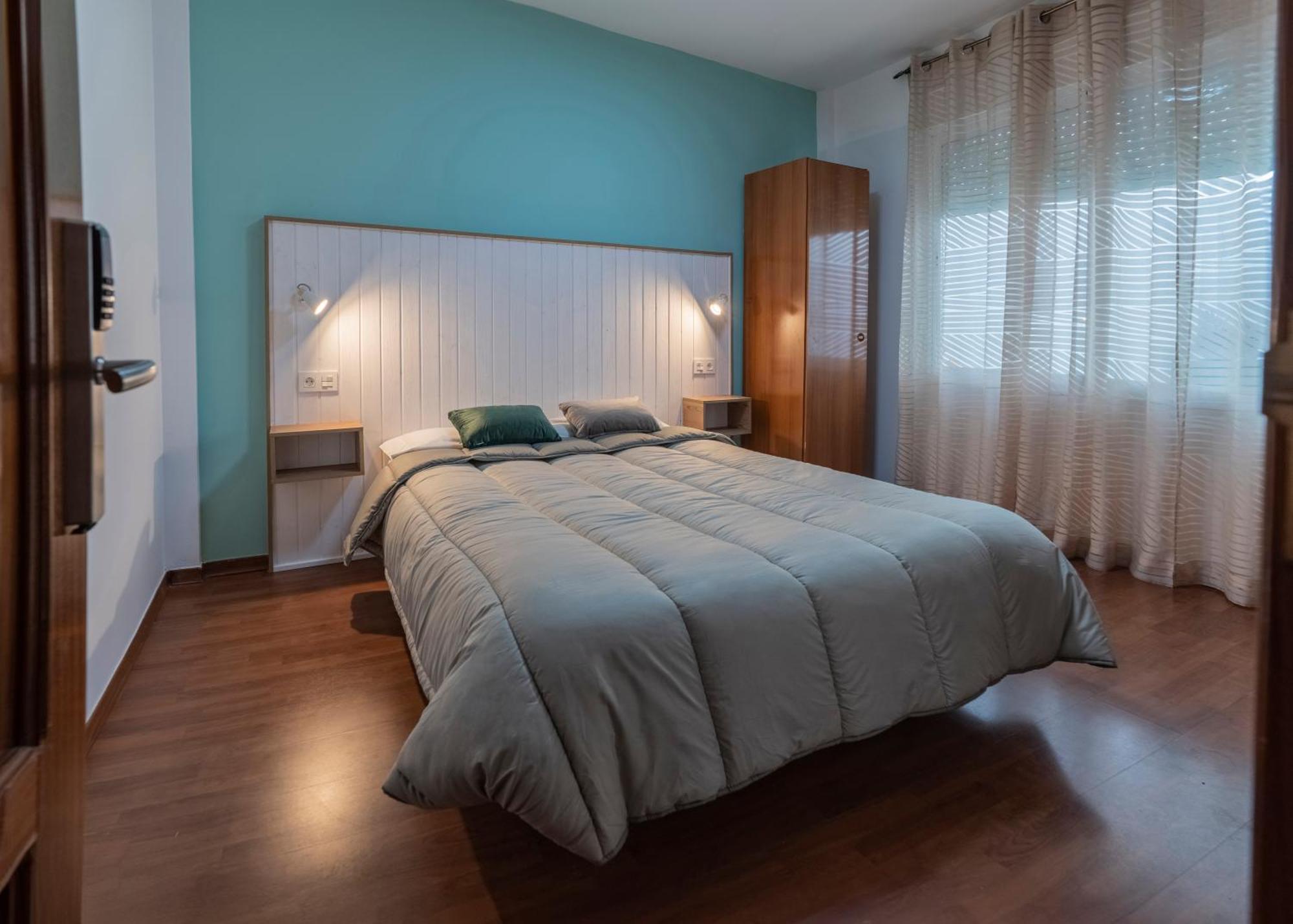 Hostal Julio Cesar 维尔根德尔卡米诺 外观 照片
