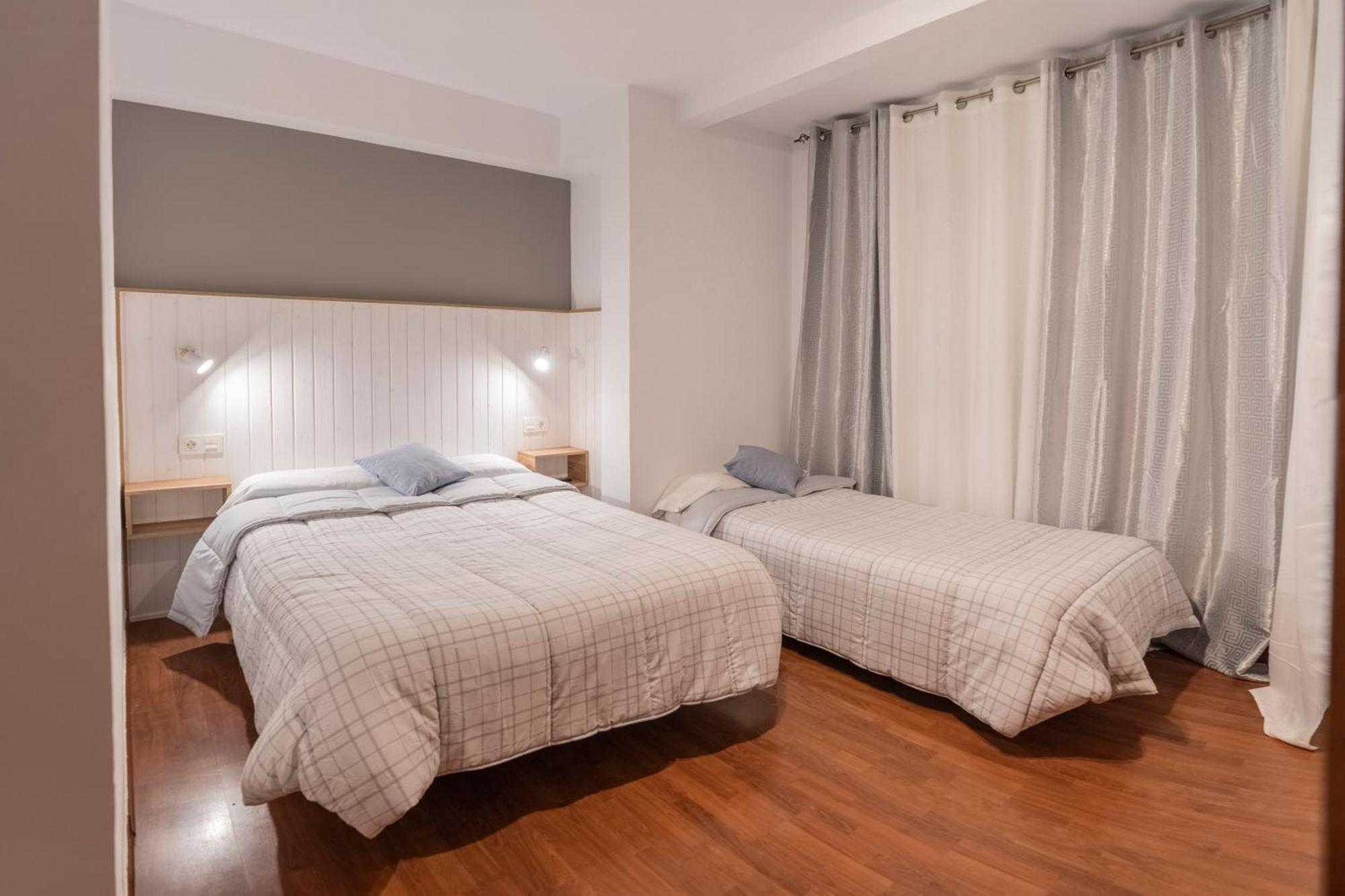 Hostal Julio Cesar 维尔根德尔卡米诺 外观 照片