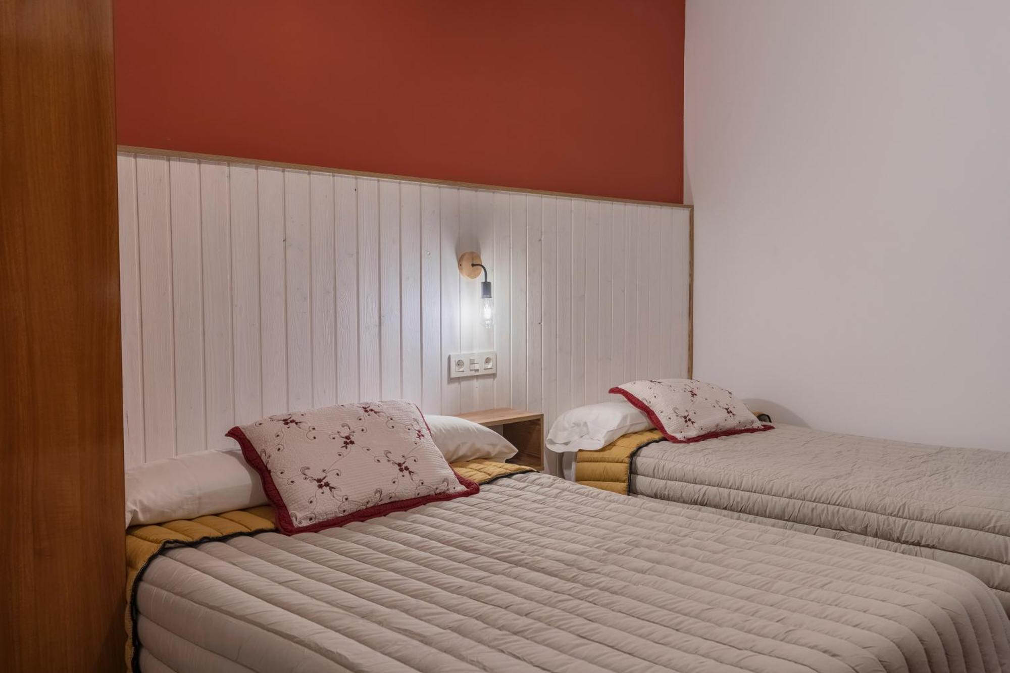 Hostal Julio Cesar 维尔根德尔卡米诺 外观 照片
