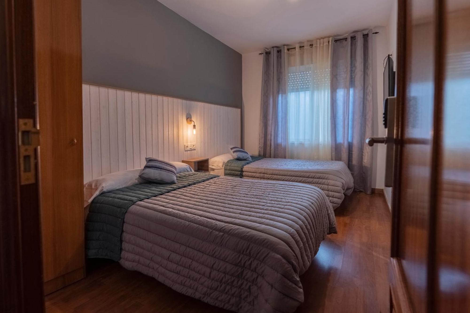 Hostal Julio Cesar 维尔根德尔卡米诺 外观 照片